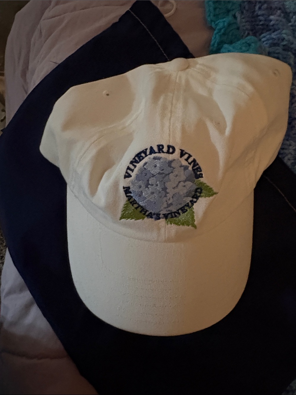 Vineyard Vines Hat with Hydrangea Embroidery Martha’s Vineyard